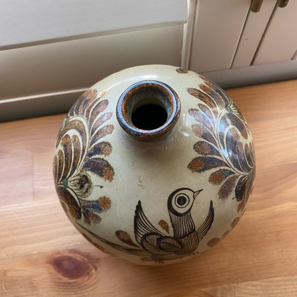 Vintage Signed Carlos Villanueva Hand Painted Mexico Flower Bud Vase